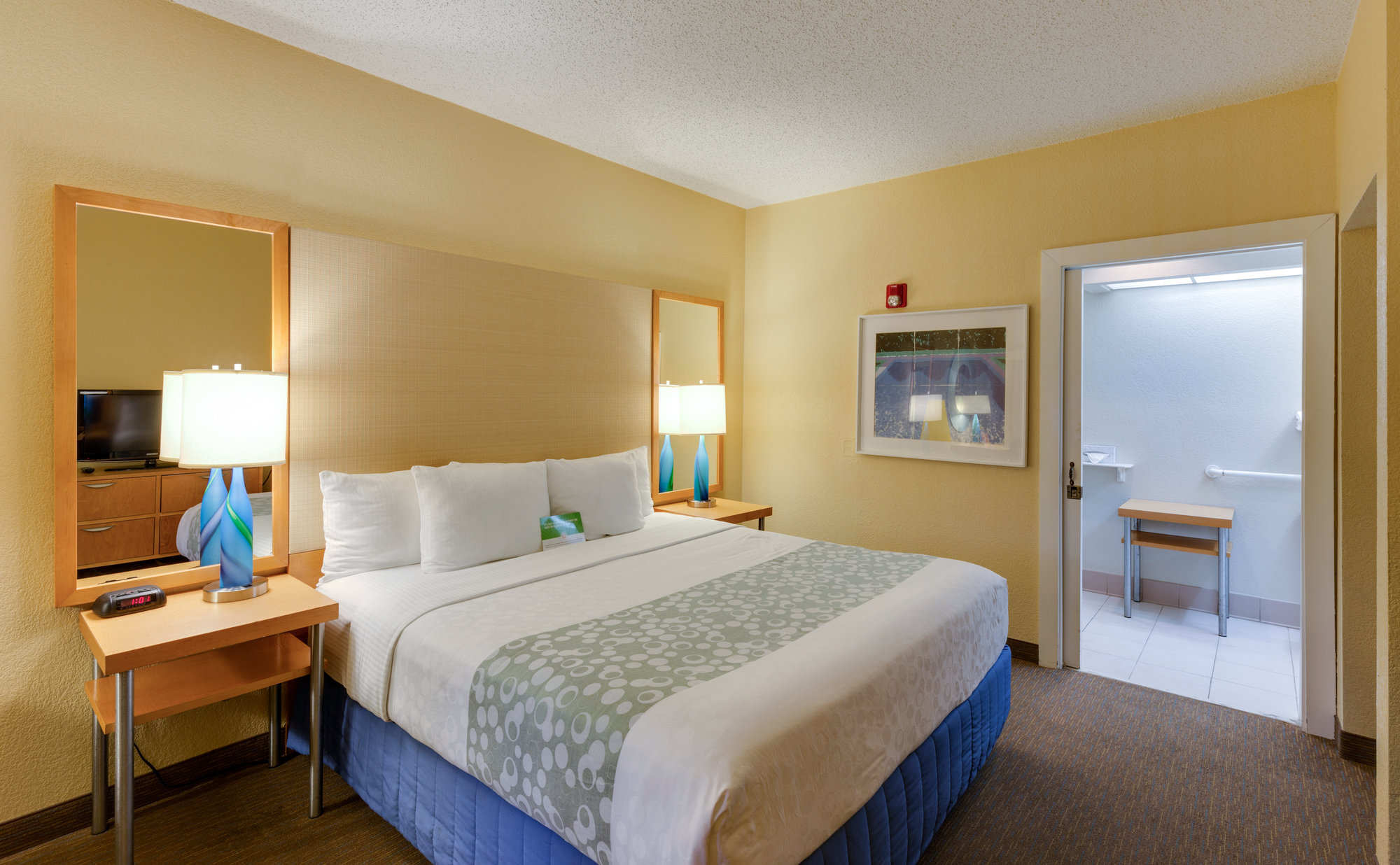 Hotel guest room